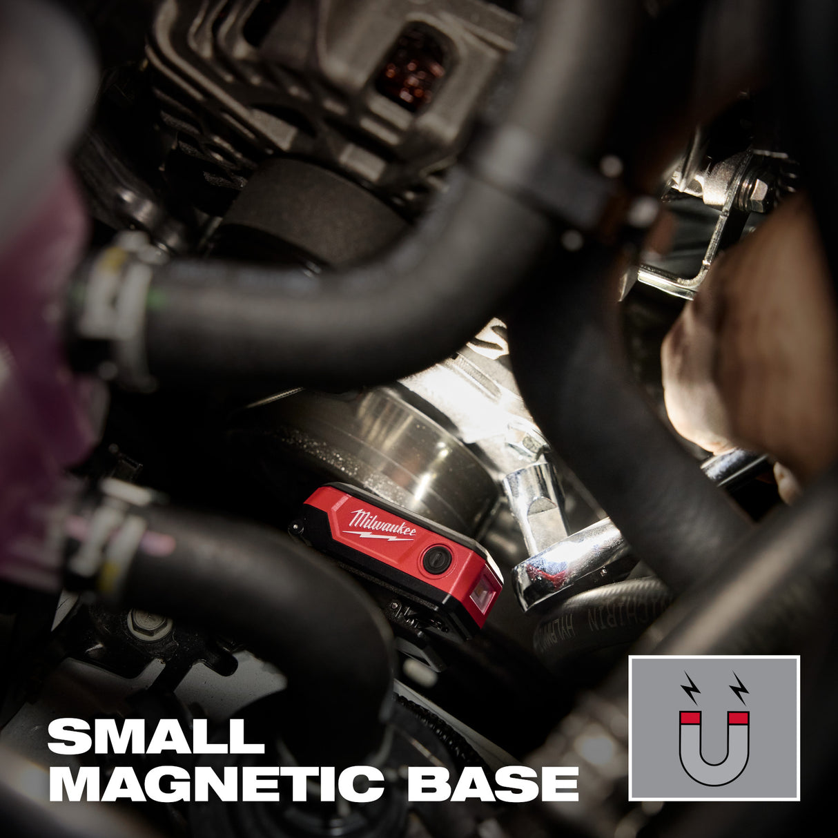 Milwaukee Tool 2014R Rechargeable Clip Light