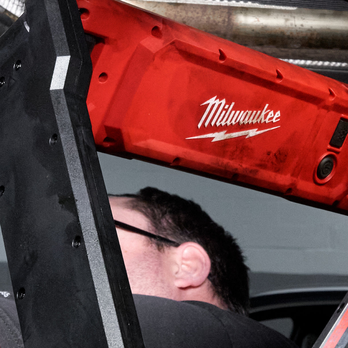Milwaukee 2129-20 M18™ Magnetic Extendable Boom Light