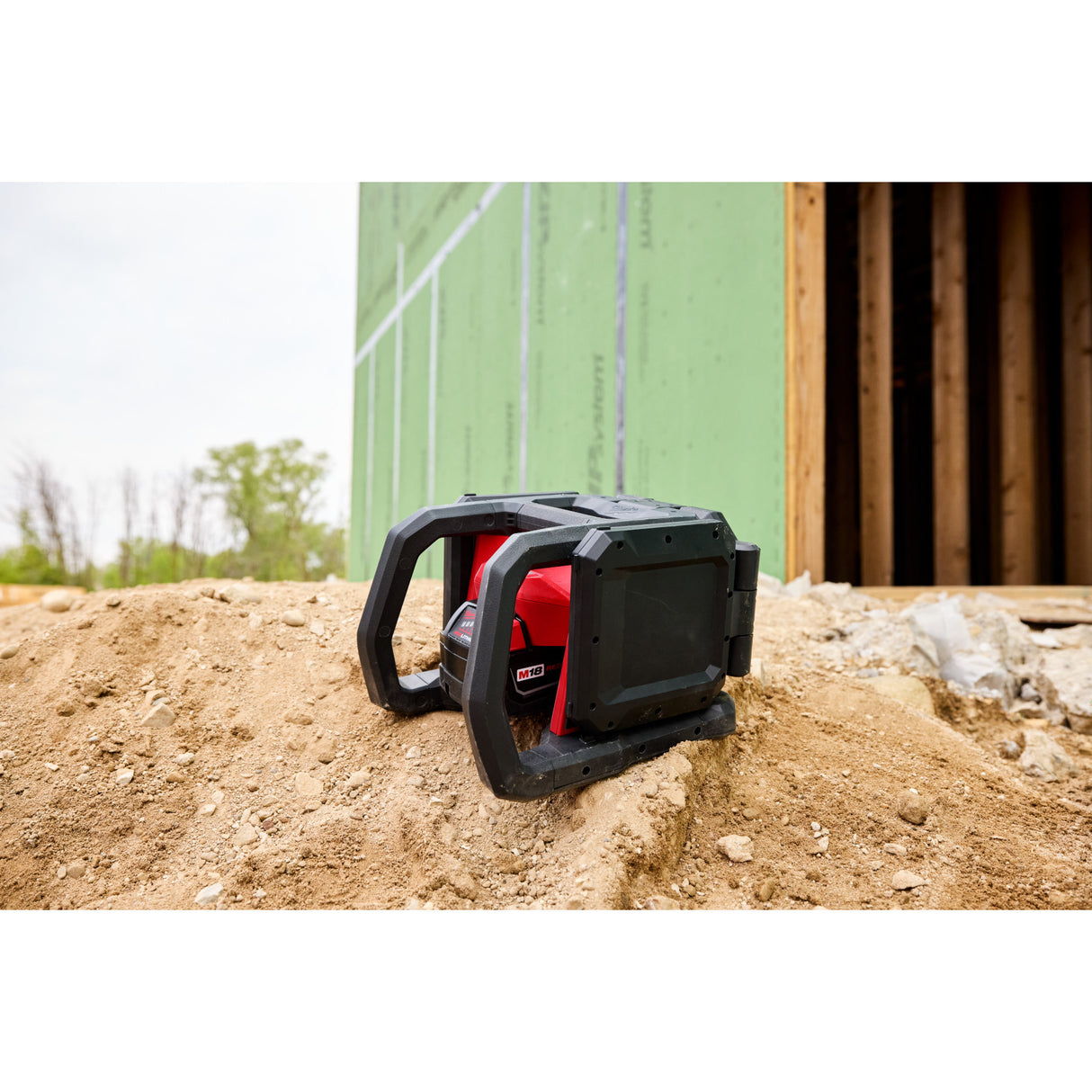 Milwaukee 2368-20 M18™ ROVER™ Dual Power Triple-Panel Flood & Area Light