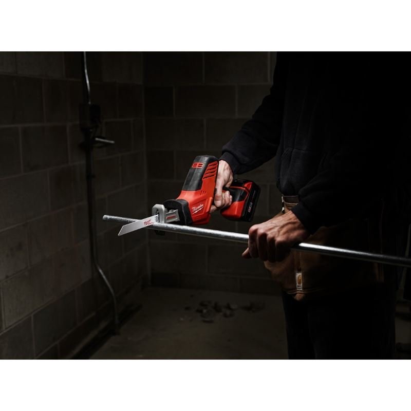 2625 - 21 M18 18 Volt Lithium - Ion Cordless HACKZALL One - Handed Reciporcating Saw Kit - Mississauga Hardware Centre Inc