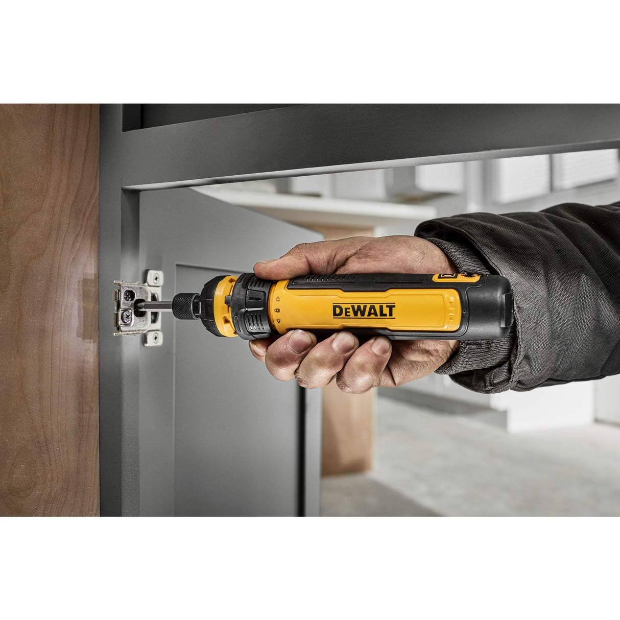 DEWALT DWHT66719 14 pc. Cordless Screwdriver Set with FLEXDRIVE™ Control