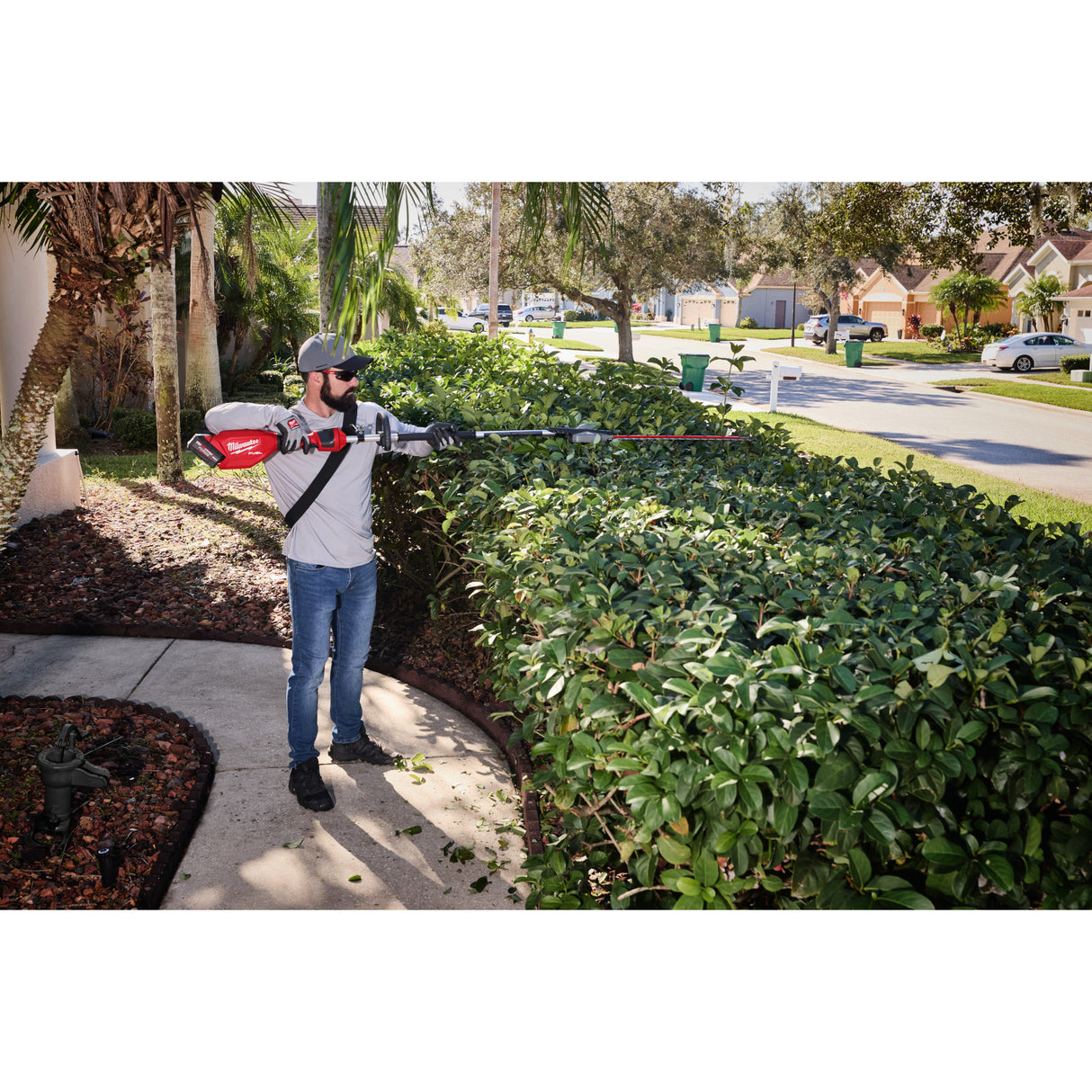 Milwaukee 3012-20 M18 FUEL™ Pole Articulating Hedge Trimmer