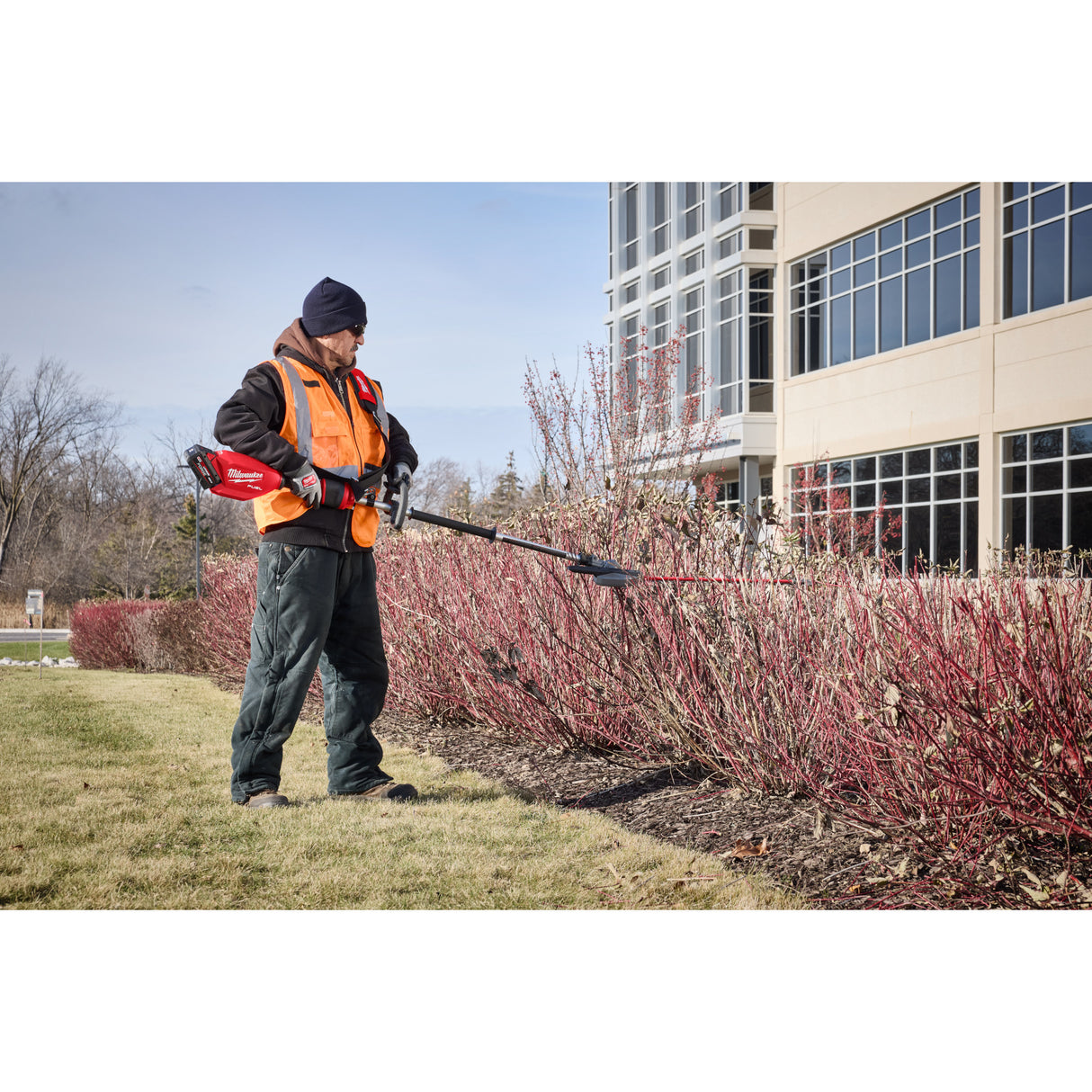 Milwaukee 3012-20 M18 FUEL™ Pole Articulating Hedge Trimmer