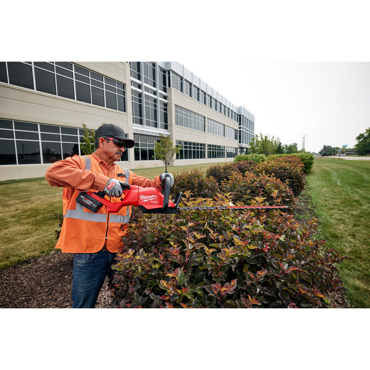 Milwaukee 3034-20 M18 FUEL™ 30" Hedge Trimmer