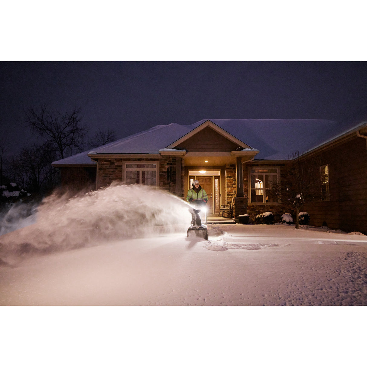 Milwaukee 3036-22HD M18 FUEL™ 21" Auger Propelled Dual Battery Single Stage Snow Blower Kit