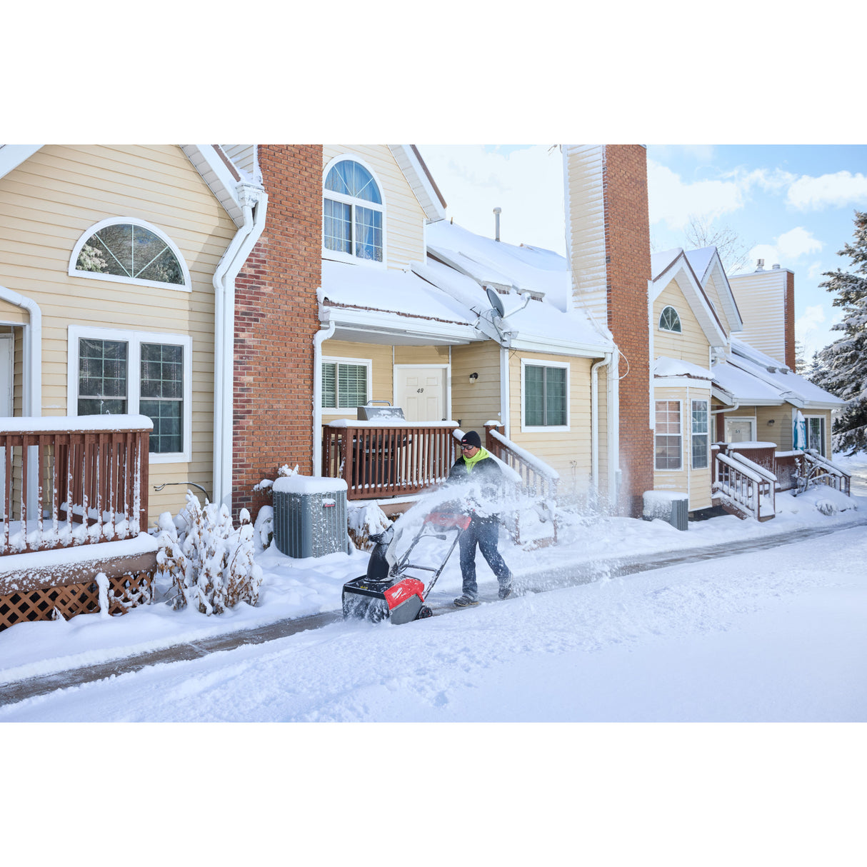 Milwaukee 3036-22HD M18 FUEL™ 21" Auger Propelled Dual Battery Single Stage Snow Blower Kit