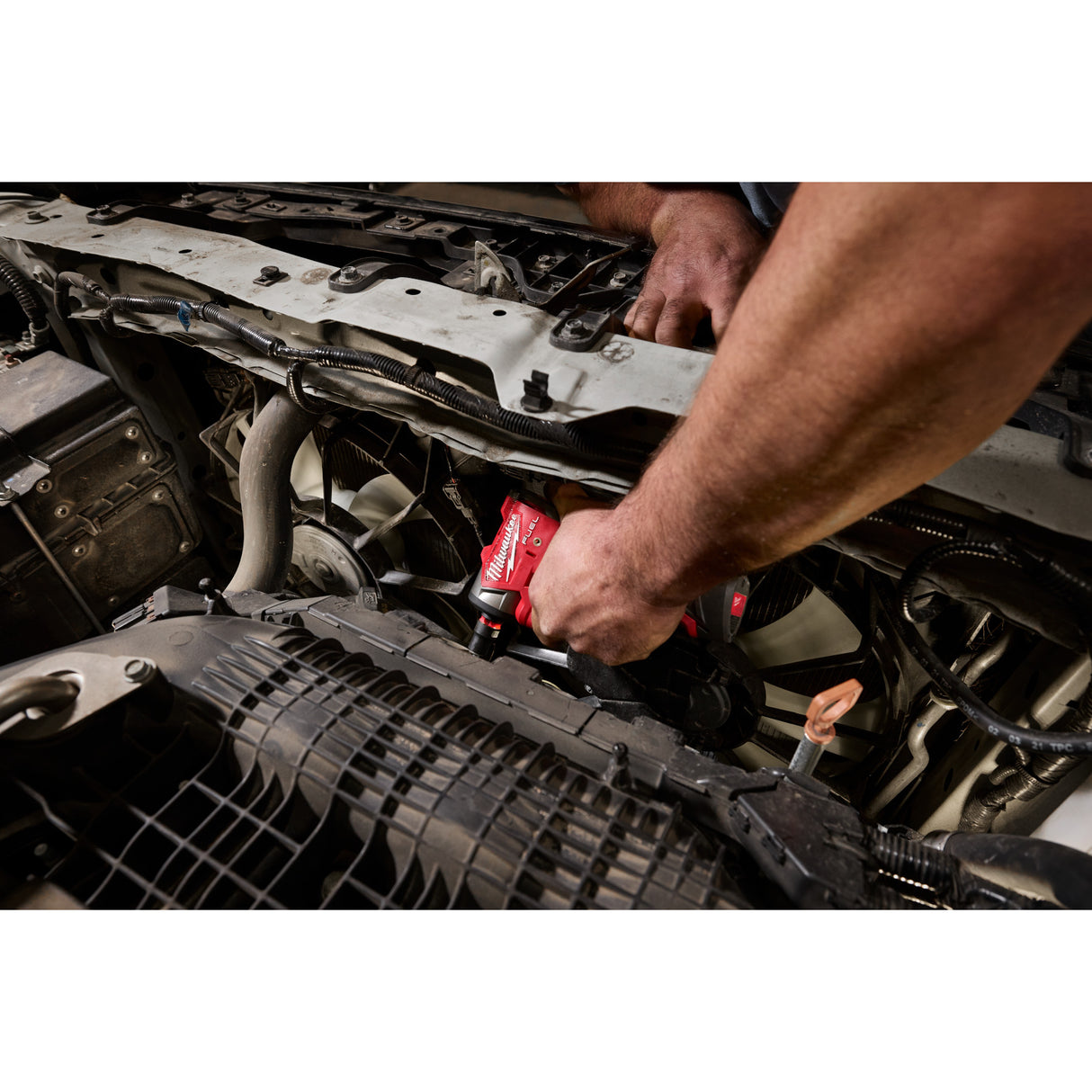 Milwaukee 3049-22 M12 FUEL™ 3/8" Subcompact Impact Wrench w/ Friction Ring Kit