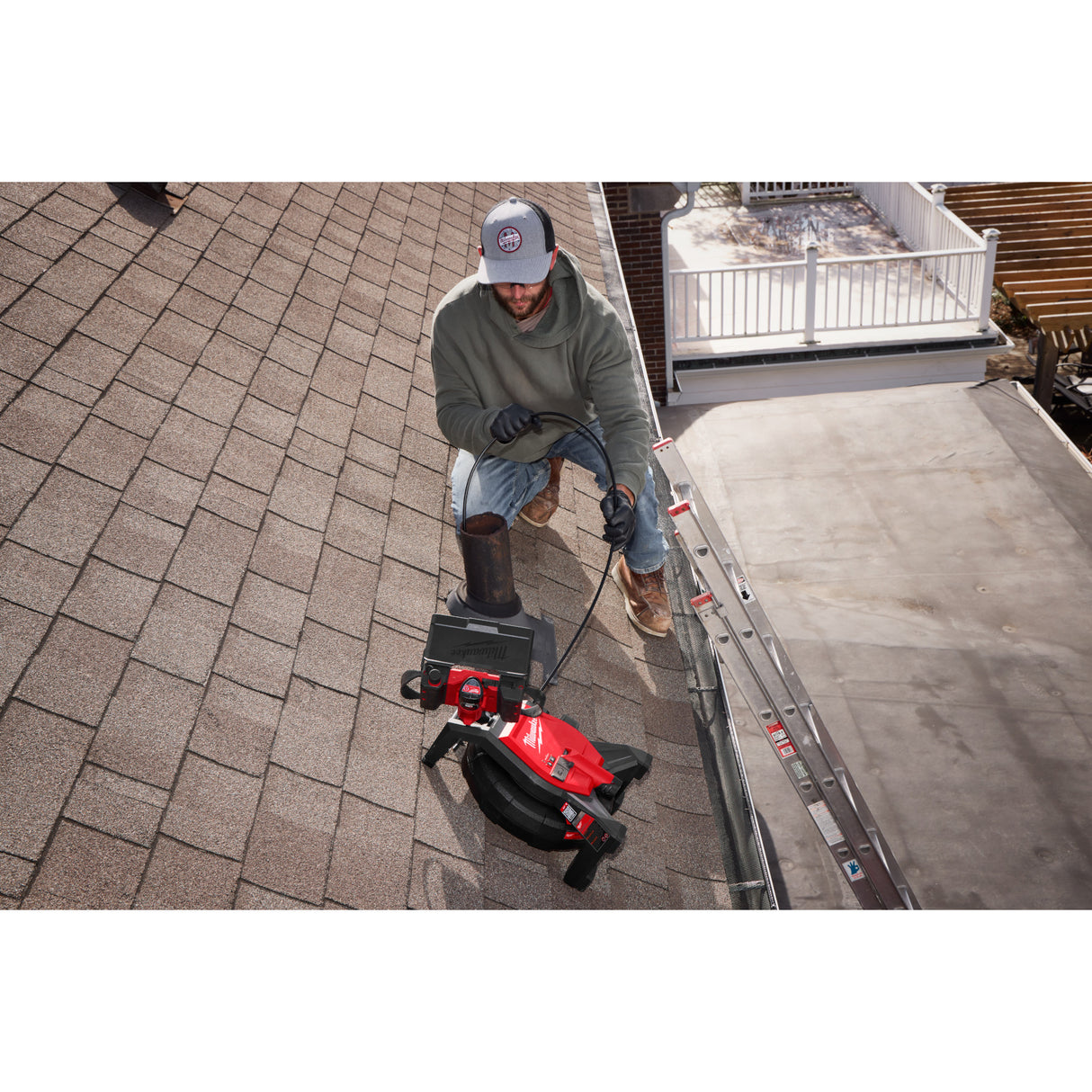 Milwaukee 3318-22B M12™ 85’ High Flex Compact Inspection Camera Kit