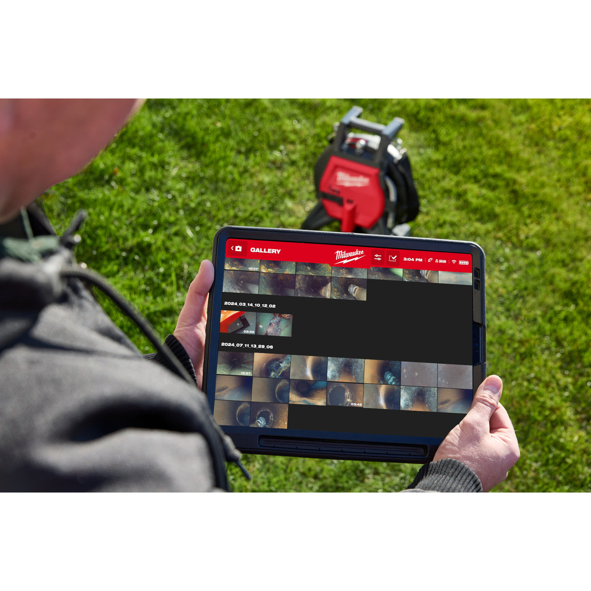 Milwaukee 3318-22B M12™ 85’ High Flex Compact Inspection Camera Kit