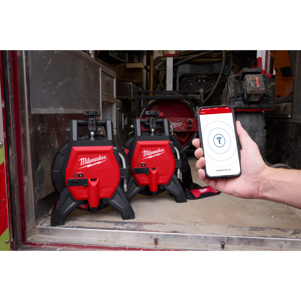 Milwaukee 3318-22B M12™ 85’ High Flex Compact Inspection Camera Kit