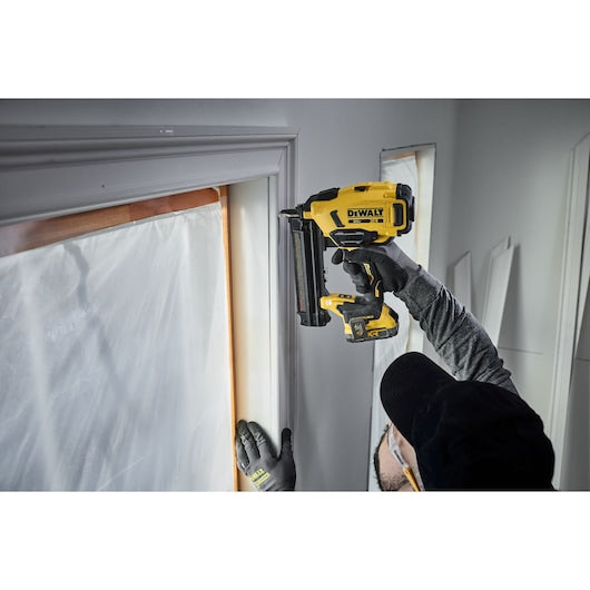 DEWALT DCN210B 20V MAX* XR® Cordless 18GA Brad Nailer (Tool Only)