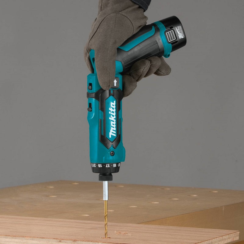Makita DF012DSE 7.2V Li-Ion 1/4" Hex Drill-Driver