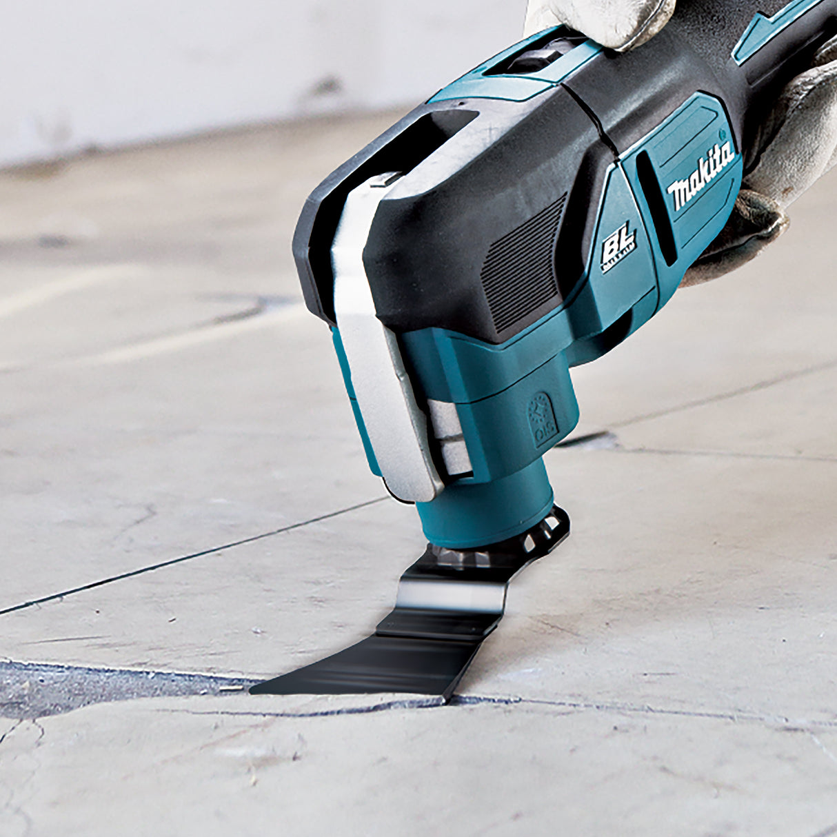 Makita DTM53ZX1 18V LXT Brushless Tool-less Multi Tool w/Accessory Kit, Tool Only