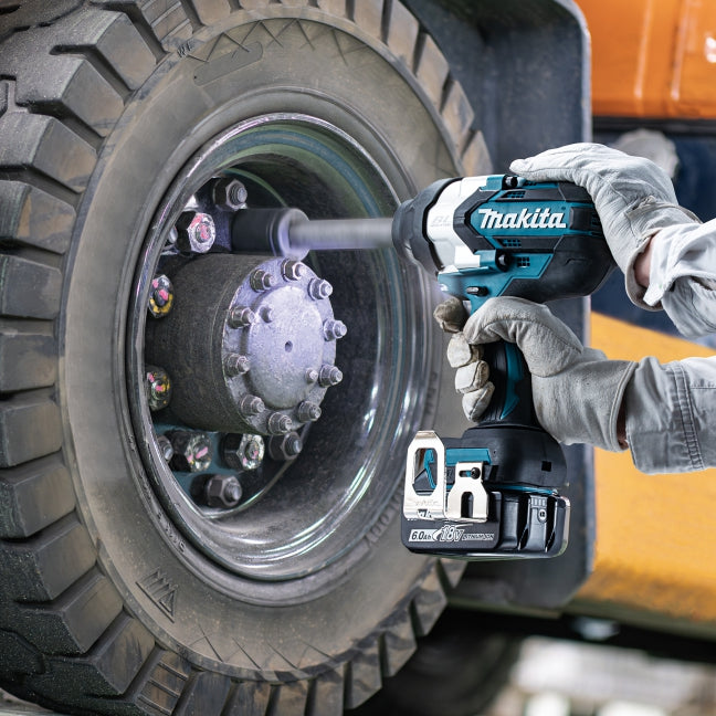 Makita DTW1005Z 18V LXT Brushless 3/4" Long Anvil High Torque Impact Wrench - Tool Only