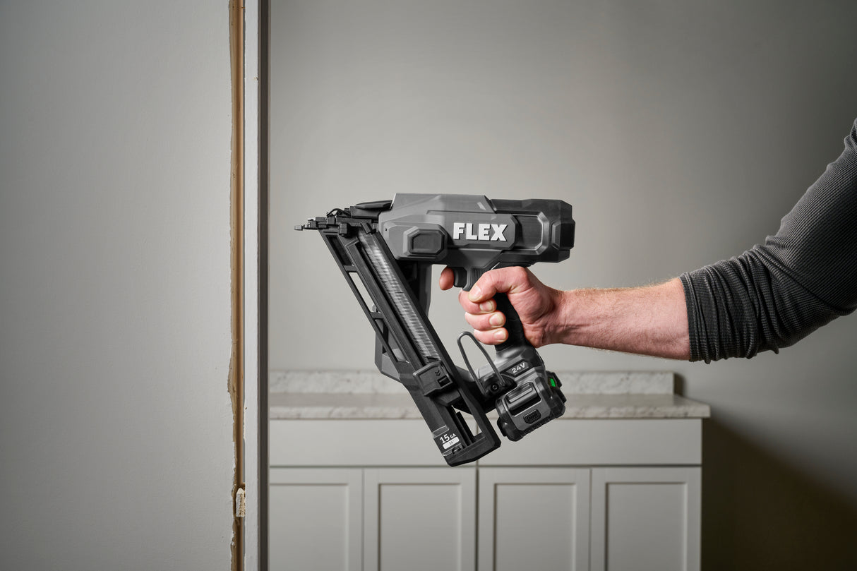 FLEX FX4311B-Z 15Ga Angled Finish Nailer - Tool Only