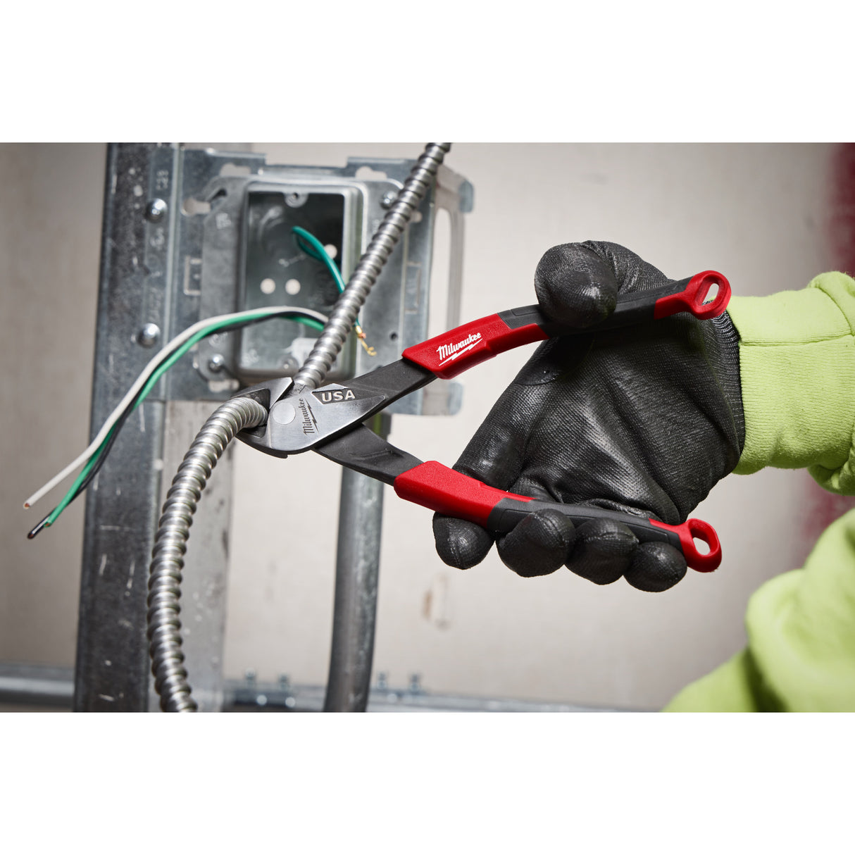 Milwaukee MT558A 8" Angled Head Diagonal Comfort Grip Cutting Pliers (USA)