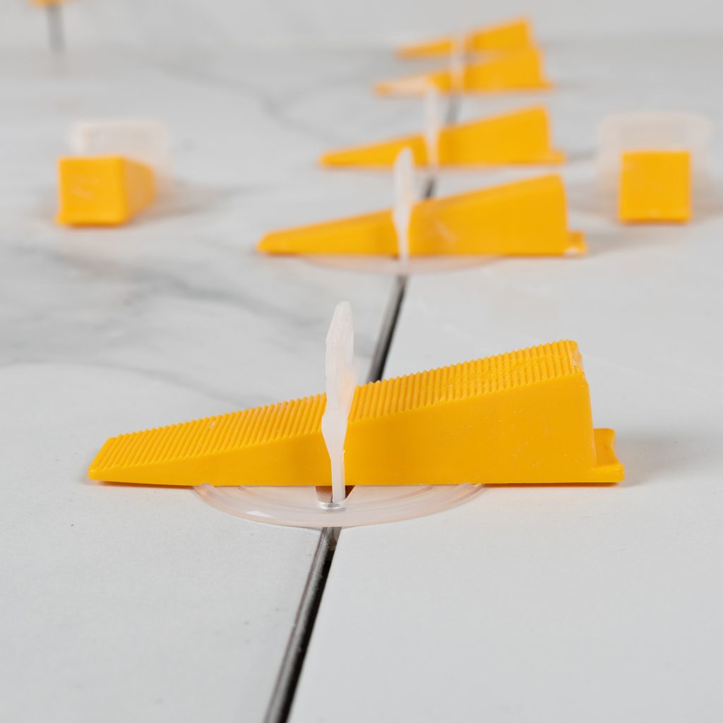 QEP 99761 LASH® XL 1/16" Clips - 100/Bag