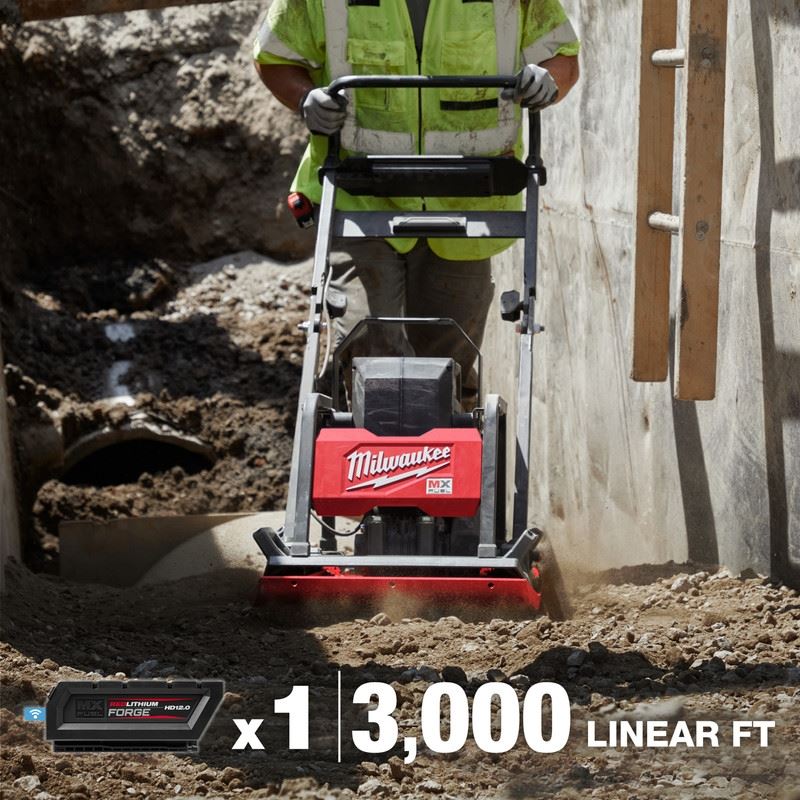 Milwaukee MXF220-2HD MX FUEL 20in Plate Compactor Kit