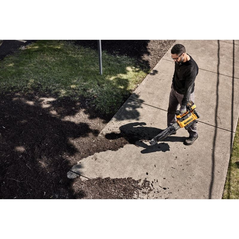 DEWALT DCBL777Y1 60V MAX High Power Brushless Blower Kit