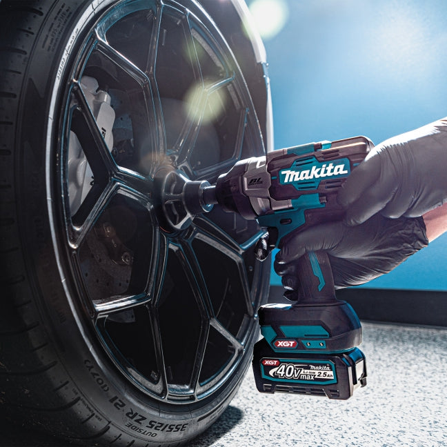 Makita TW003GZ 40Vmax XGT Brushless 1/2" High Torque Impact Wrench, Tool Only