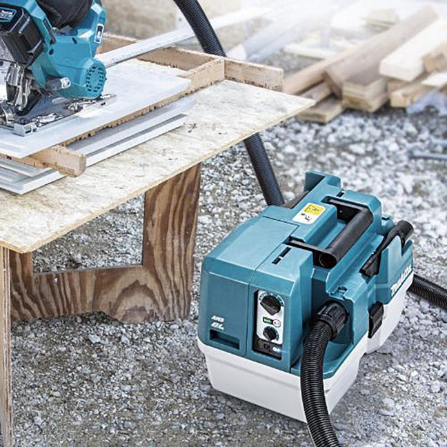 Makita VC013GLZ01 40Vmax XGT Brushless 7.5 L Wet/Dry Vacuum Cleaner