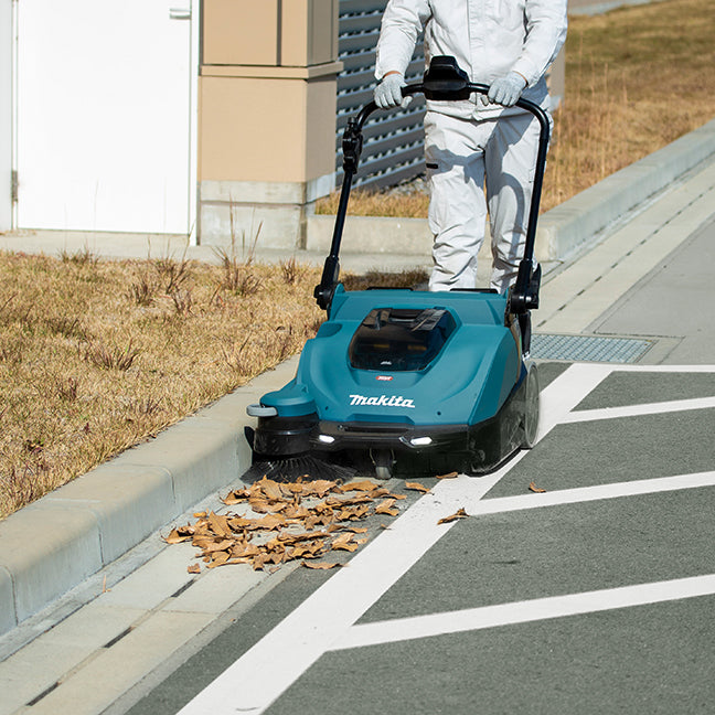 Makita VS001GZ 40Vmax XGT Brushless 24 L HEPA Vacuum Sweeper - Tool Only