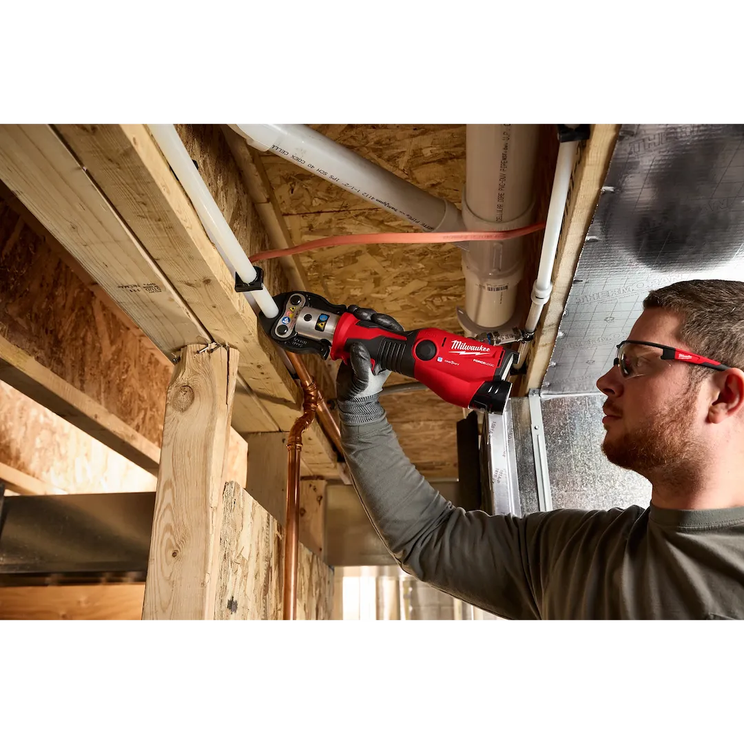 Milwaukee 2573-22 jobsite application image