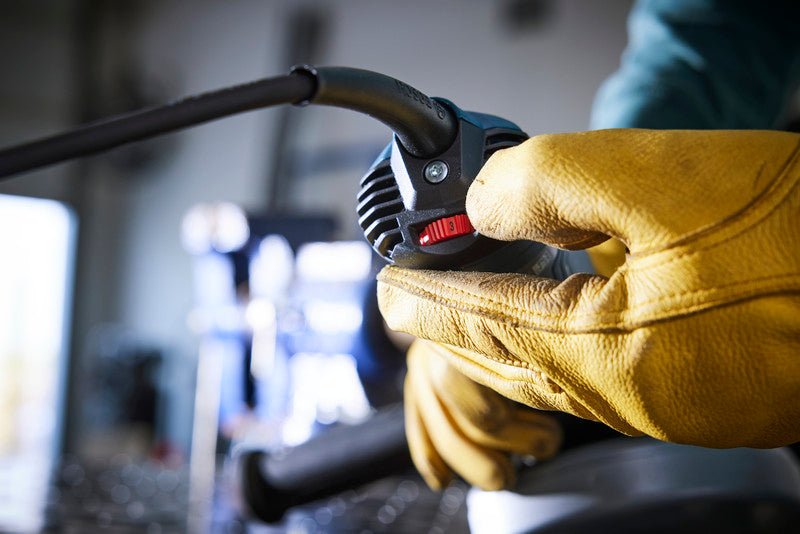 Bosch GWS14 - 60 6 In. Angle Grinder - Mississauga Hardware Centre Inc