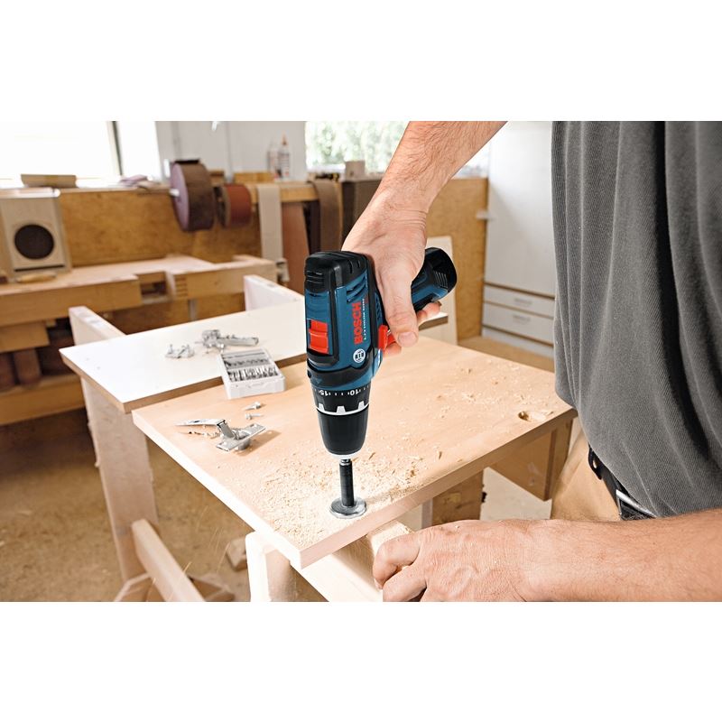 Bosch | PS31 - 2AL 12V MAX 3/8 In. Drill Driver Kit - Mississauga Hardware Centre Inc