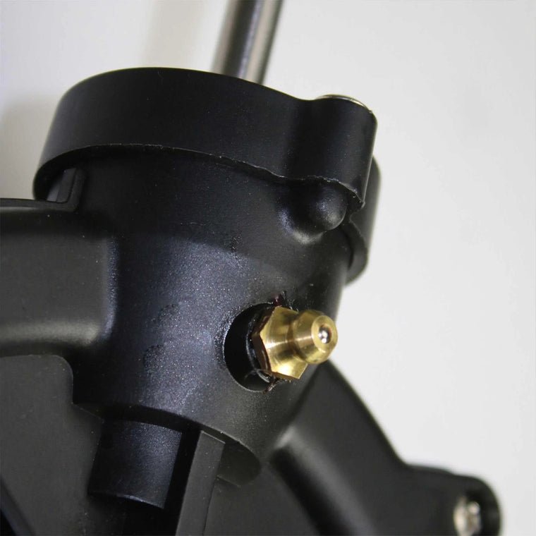 Chapin 82108B 100 lbs Professional Ice Melter Spreader - Mississauga Hardware Centre Inc