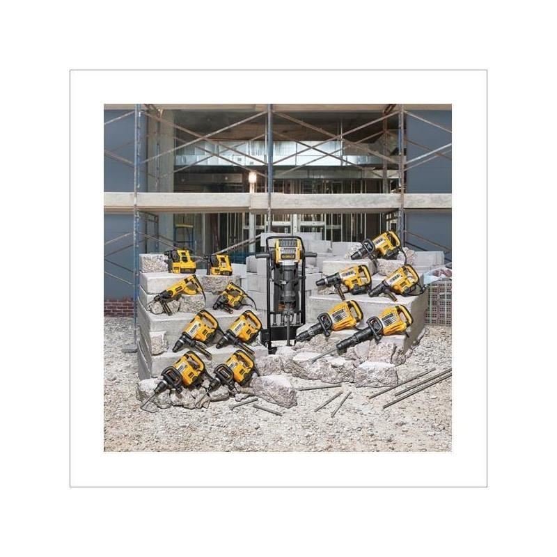 DEWALT | D25223K 1" D - Handle SDS Rotary Hammer Kit - Mississauga Hardware Centre Inc