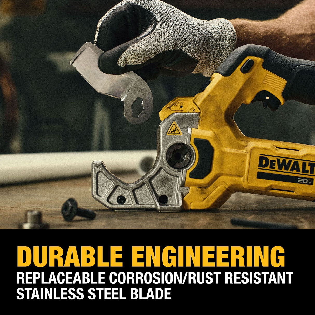 DEWALT DCE180B 20V MAX* Plastic Tubing Cutter - Mississauga Hardware Centre Inc