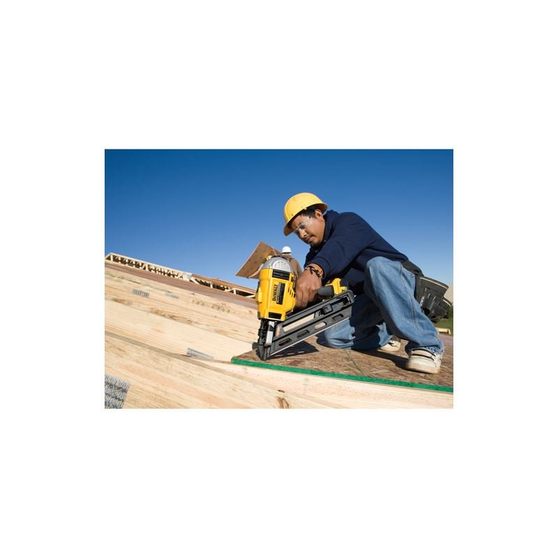 DEWALT | DCN690M1 20V MAX* XR Lithium - Ion Brushless Framing Nailer - Mississauga Hardware Centre Inc