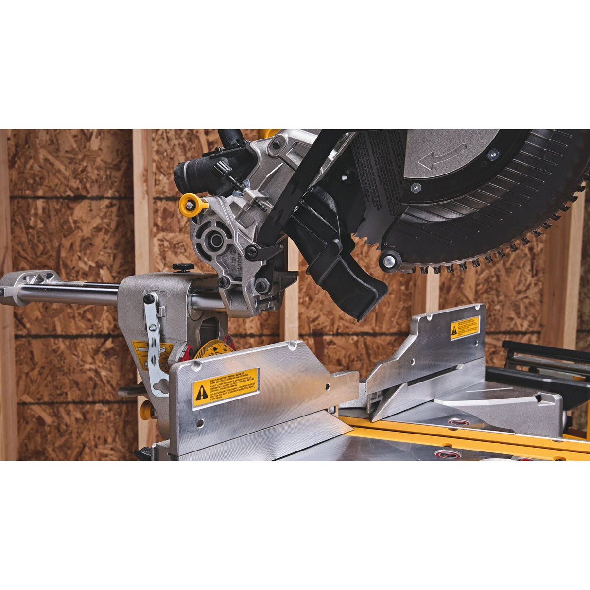 DEWALT DCS785B 20V MAX* XR® 12 in. Double Bevel Sliding Miter Saw (Tool Only) - Mississauga Hardware Centre Inc