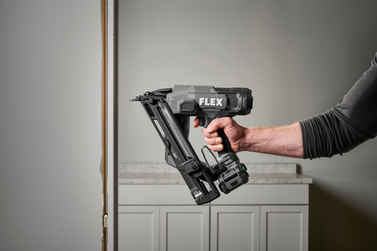 FLEX FX4311B - Z 15Ga Angled Finish Nailer - Tool Only - Mississauga Hardware Centre Inc
