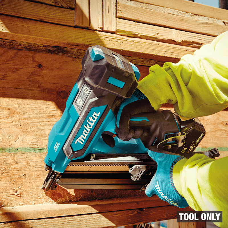 Makita DBN900ZK 18V LXT® Lithium‑Ion Cordless 30º Clipped Head 3‑1/2" Framing Nailer, Tool Only - Mississauga Hardware Centre Inc