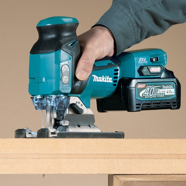 Makita JV001GZ 40Vmax XGT Brushless Jig Saw w/Barrel Handle - Mississauga Hardware Centre Inc
