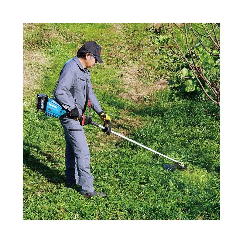 Makita UR014GT202 40Vmax XGT Brushless 17 - 3/4in Line Trimmer - Mississauga Hardware Centre Inc