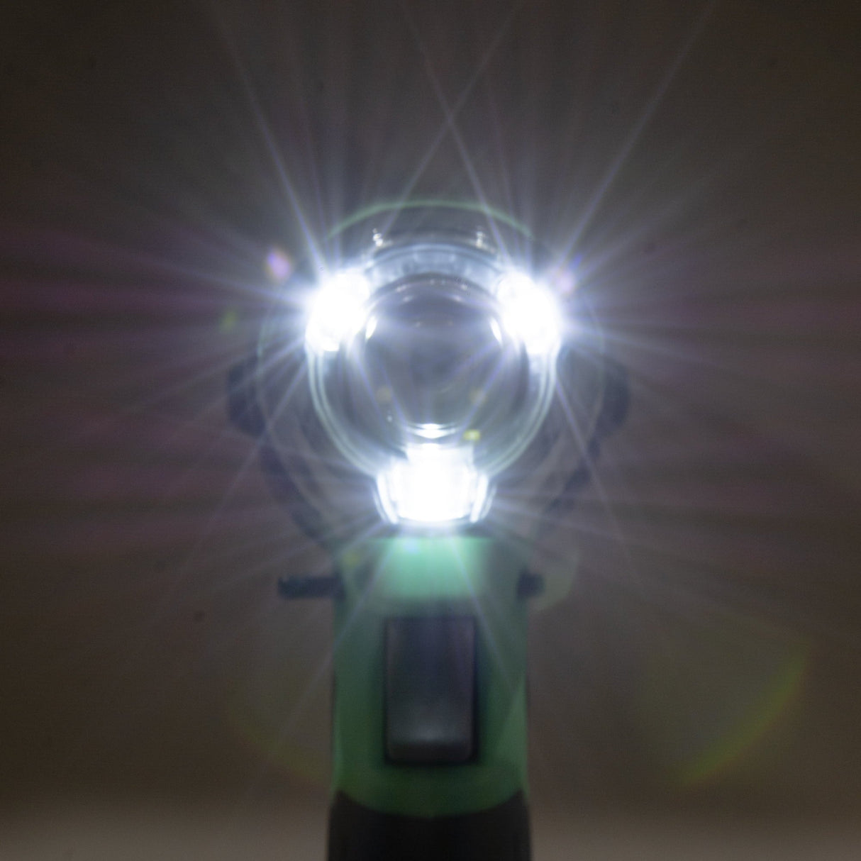 metabo HPT KNV65AH2M 2 - 1/2 Inch Coil Siding Nailer with BONUS Impact Driver Kit - Mississauga Hardware Centre Inc