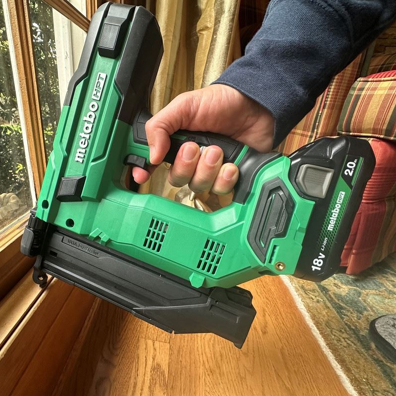 metabo HPT NT1850DGM 18v Multivolt 18 - Gauge Compact Brad Nailer - Mississauga Hardware Centre Inc