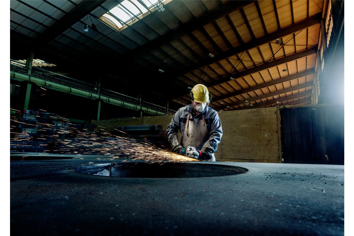 Metabo W 24 - 180 MVT 7" Angle Grinder - Mississauga Hardware Centre Inc