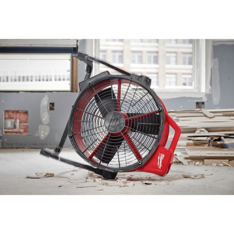 Milwaukee 0821 - 20 M18 Brushless 18in Fan - Mississauga Hardware Centre Inc