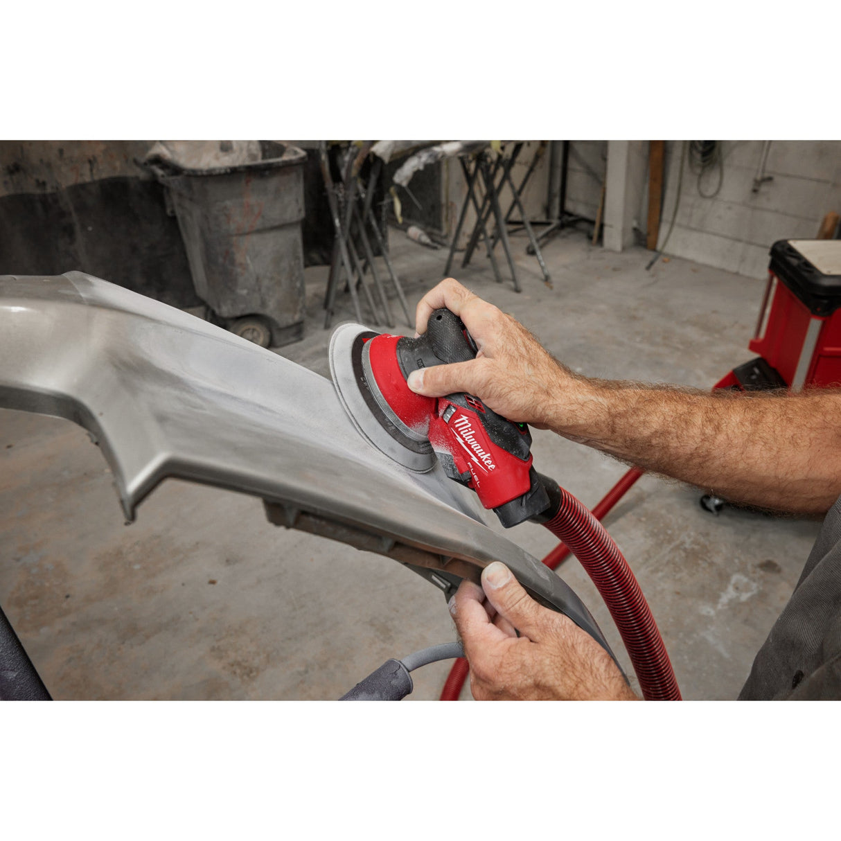 Milwaukee 2584 - 20 M12™ FUEL™ 6" Random Orbital Sander (3/32") - Mississauga Hardware Centre Inc