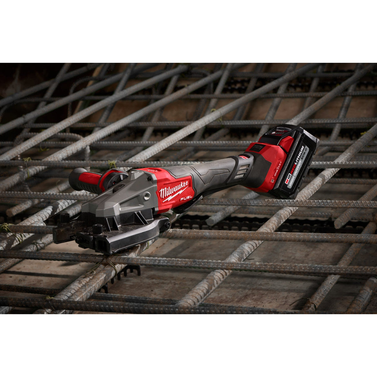 Milwaukee 3675 - 20 M18 FUEL™ 10 (1 - 1/4") Rebar Cutter - Mississauga Hardware Centre Inc