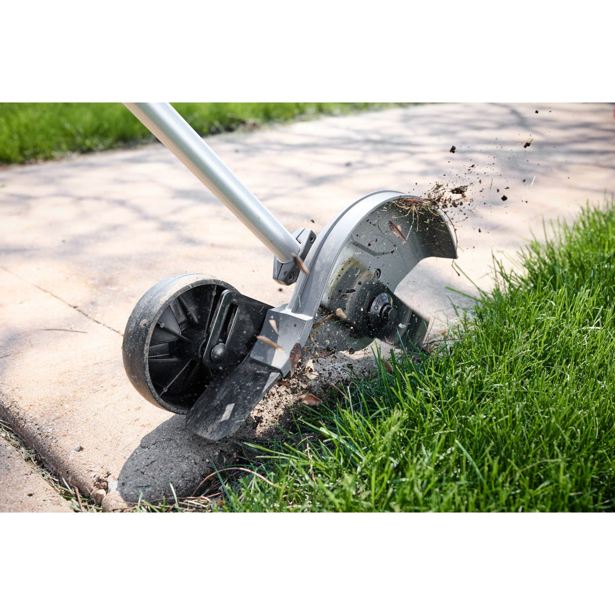 Milwaukee 42 - 26 - 2718 8” Edger Blade - Mississauga Hardware Centre Inc