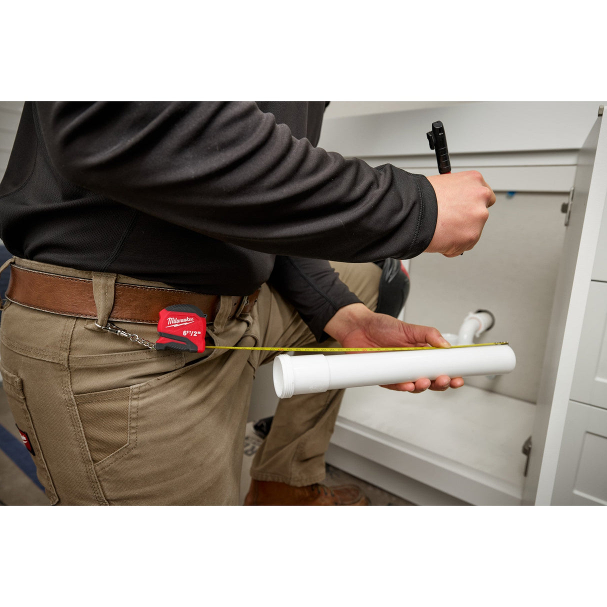 Milwaukee 48 - 22 - 1706 6ft/2m Keychain Tape Measure - Mississauga Hardware Centre Inc