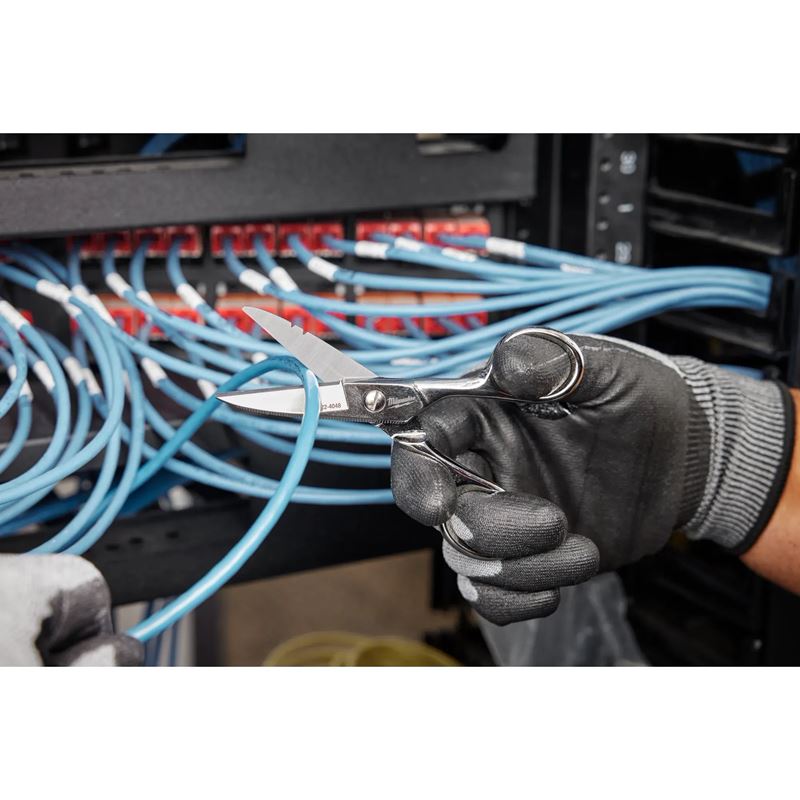 Milwaukee | 48 - 22 - 4048 Electrician Scissors - Mississauga Hardware Centre Inc