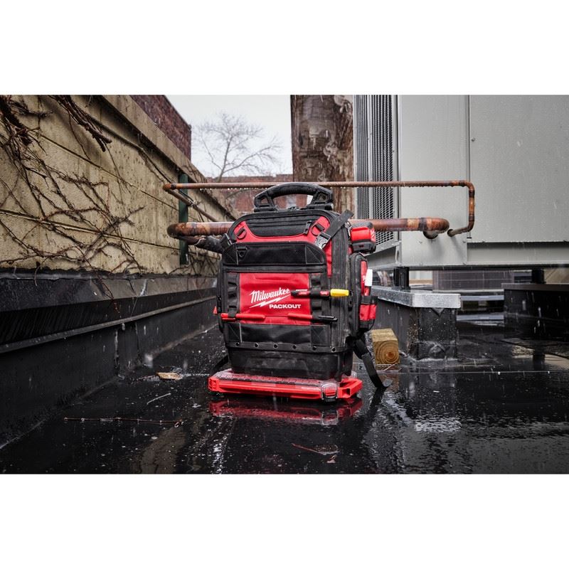 Milwaukee 48 - 22 - 8303 PACKOUT Structured Backpack - Mississauga Hardware Centre Inc