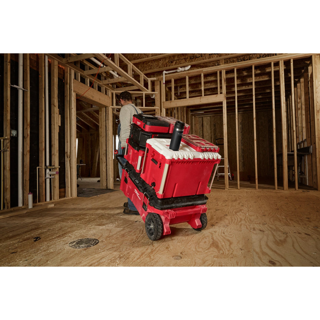 Milwaukee 48 - 22 - 8395B PACKOUT™ 18oz Insulated Bottle with Sip Lid - Mississauga Hardware Centre Inc