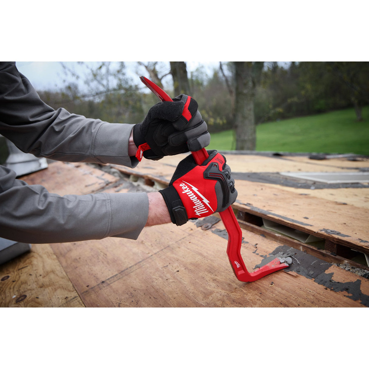 Milwaukee 48 - 22 - 9070 18" Wrecking Bar - Mississauga Hardware Centre Inc